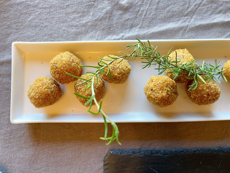 小さなライスコロッケ4個